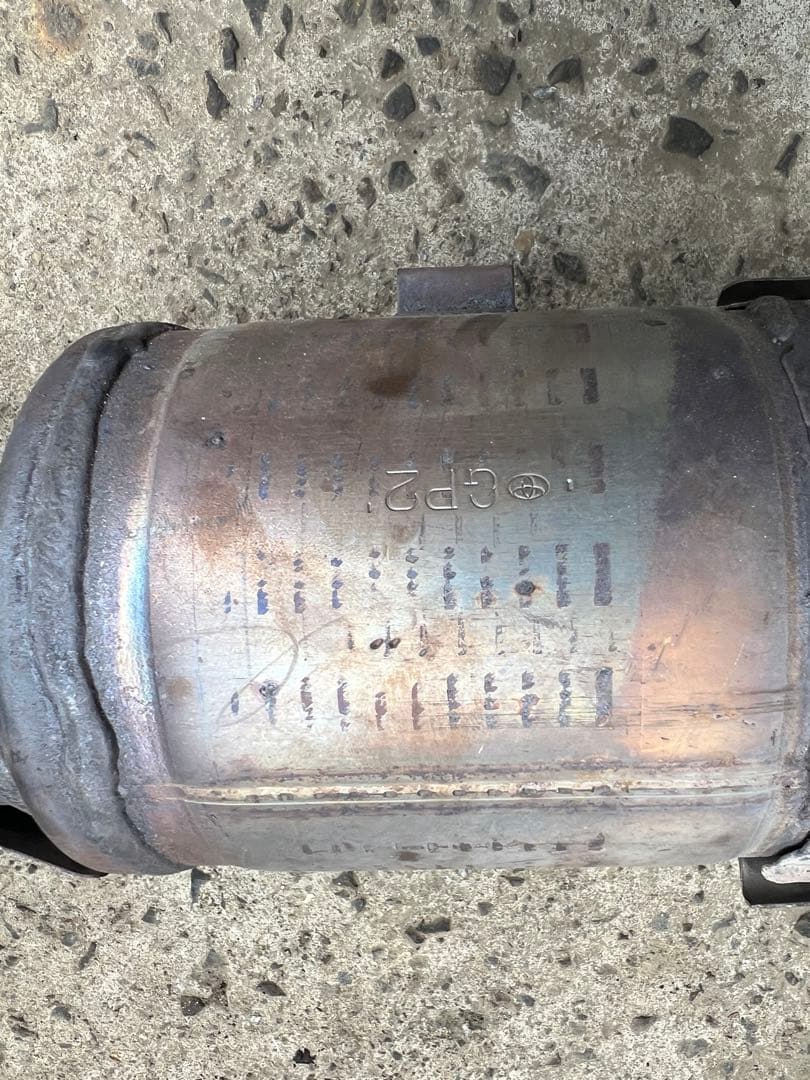 【中古】　触媒　GP2・TB2