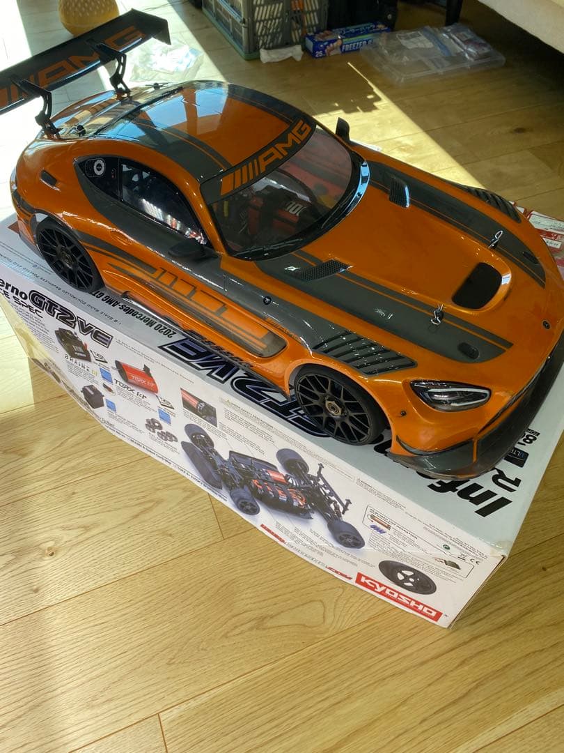 1/8 4WD インファーノGT2 VE AMG GT3 オプションスペア多数