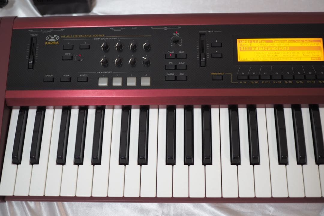 KORG KARMA カーマ シンセサイザー ケース付き