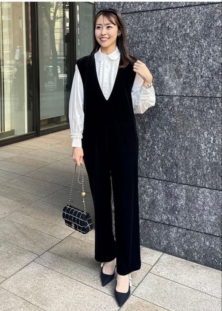 【美品】TREFLE+1 トレフル　ベロアサロペット　サイズ02