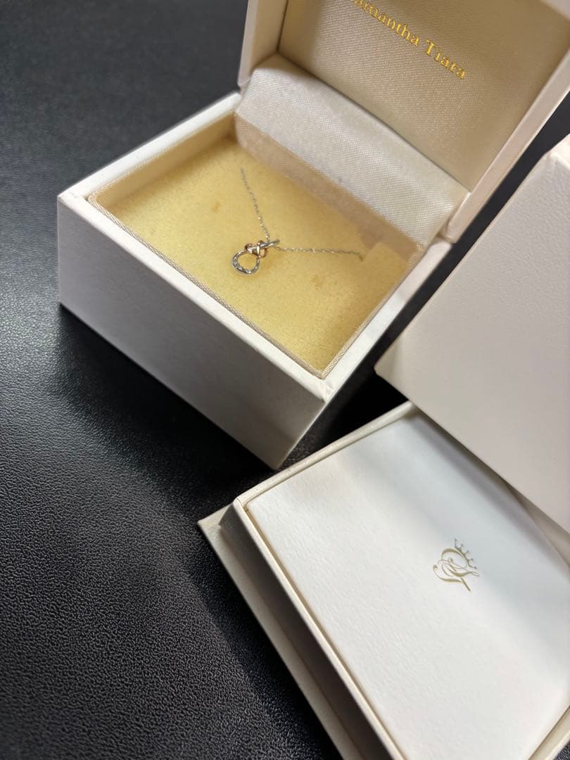 Samantha tiara Infinity Love Knot ネックレス