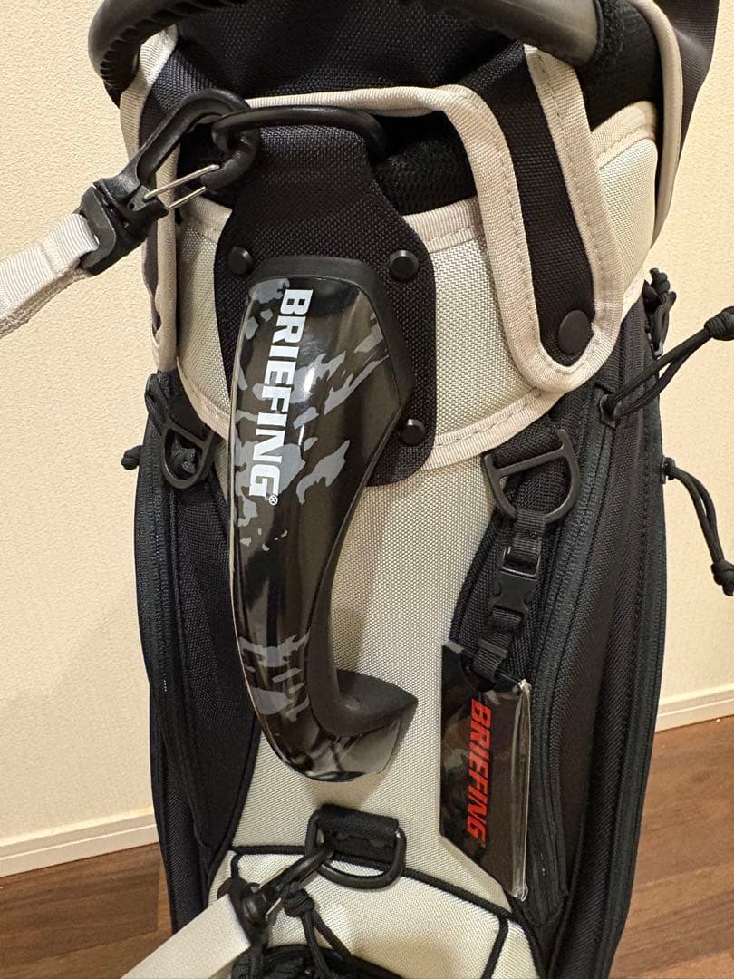 BRIEFING キャディバッグ 完売品　限定品　ほぼ新品