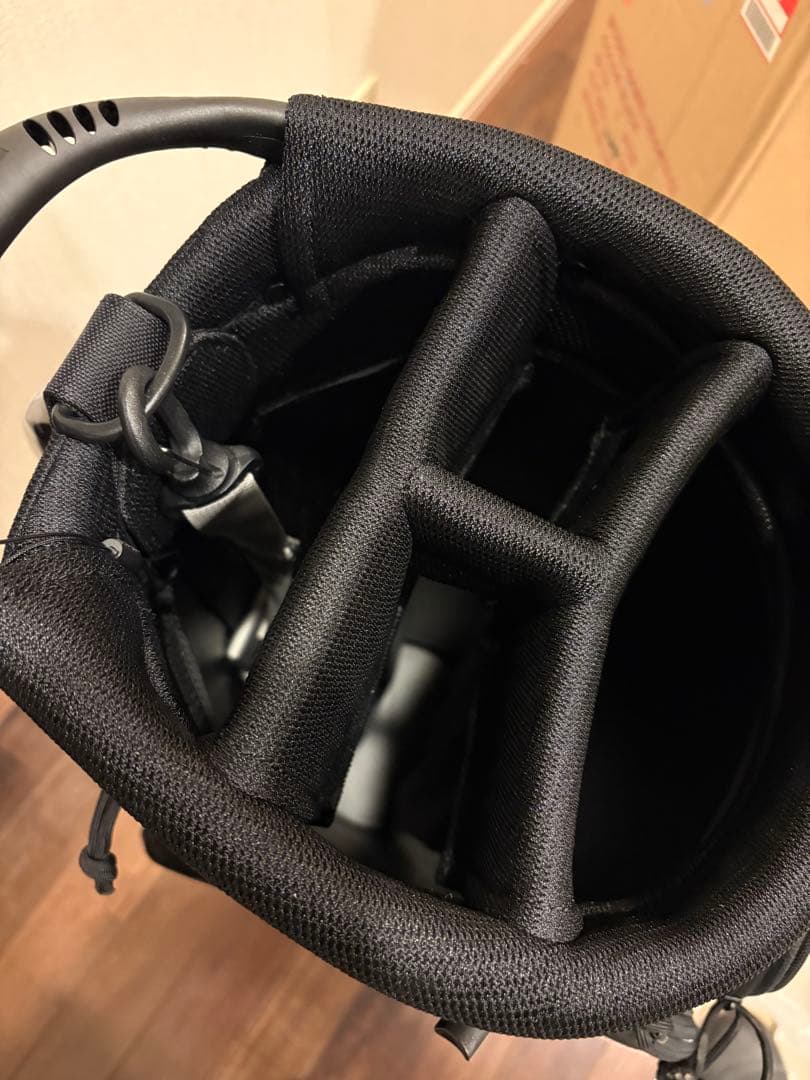 BRIEFING キャディバッグ 完売品　限定品　ほぼ新品