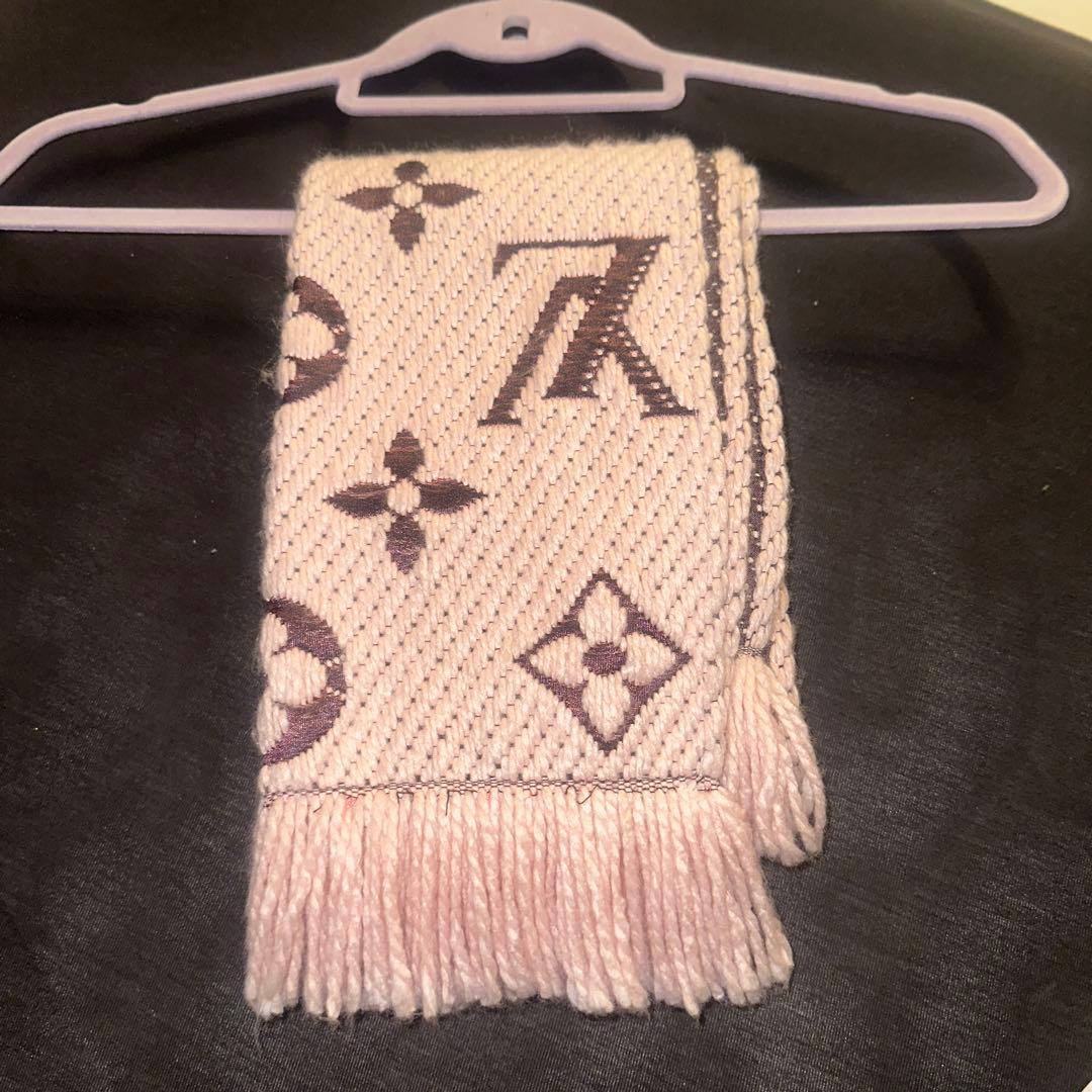 ピンク ロゴ入り ニットマフラー