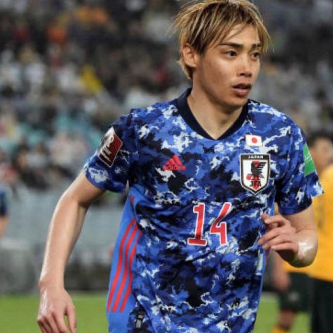 日本代表 伊東純也 2022W杯最終予選 ユニフォーム スタッドランス