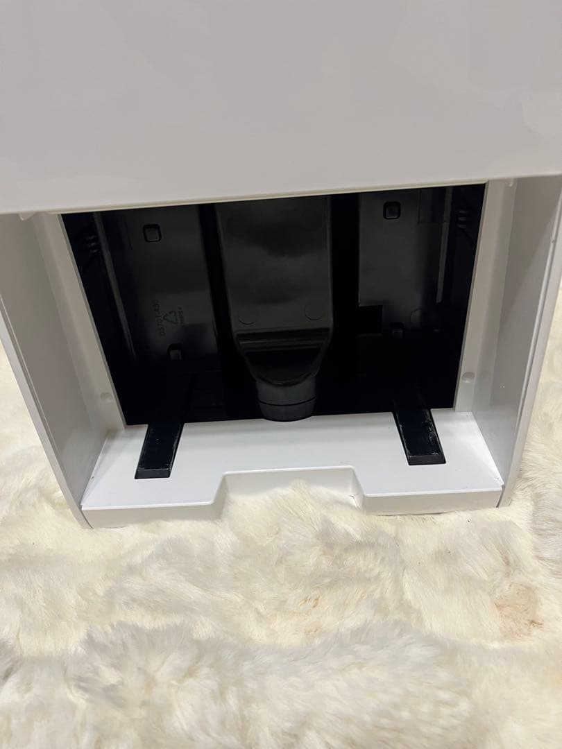 アイリスオーヤマ 除湿機 衣類乾燥 コンプレッサー式 IJC-J56-W