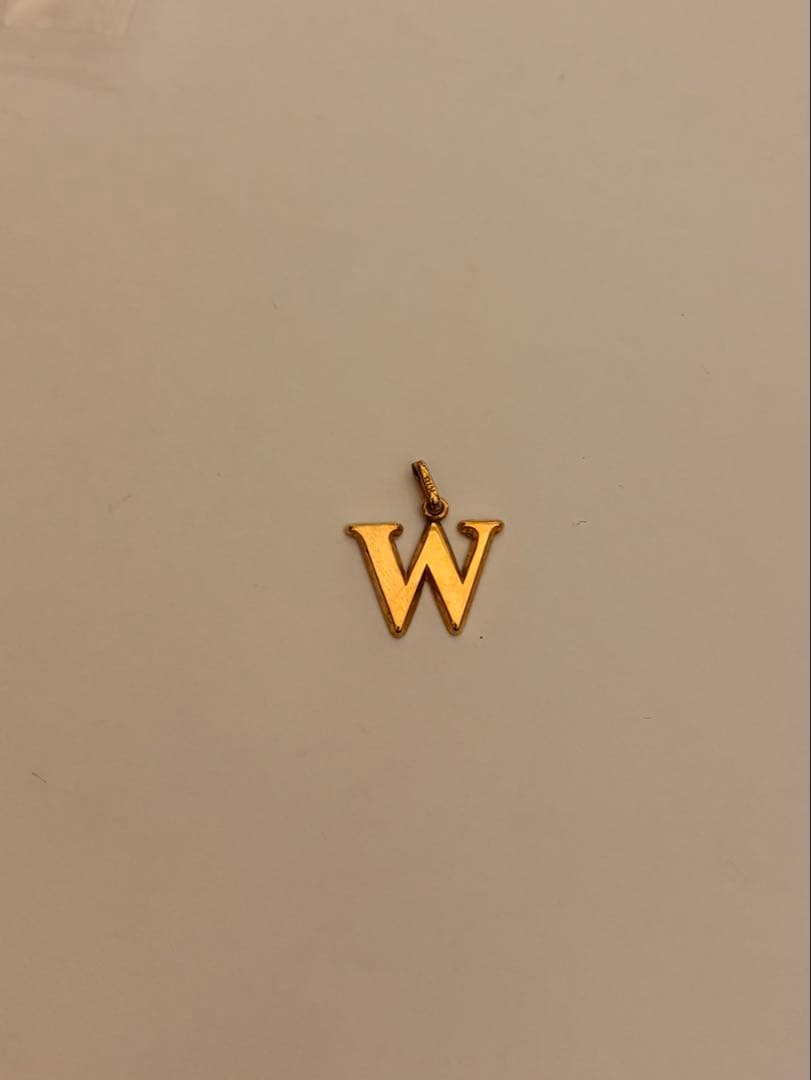 k18 イニシャルペンダント　w
