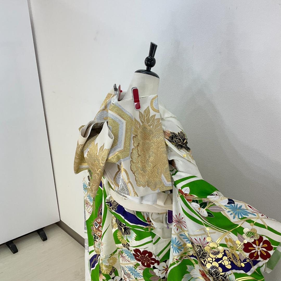 正絹お振袖10点フルセット　緑×白　新品未仕立て品　お仕立て付き