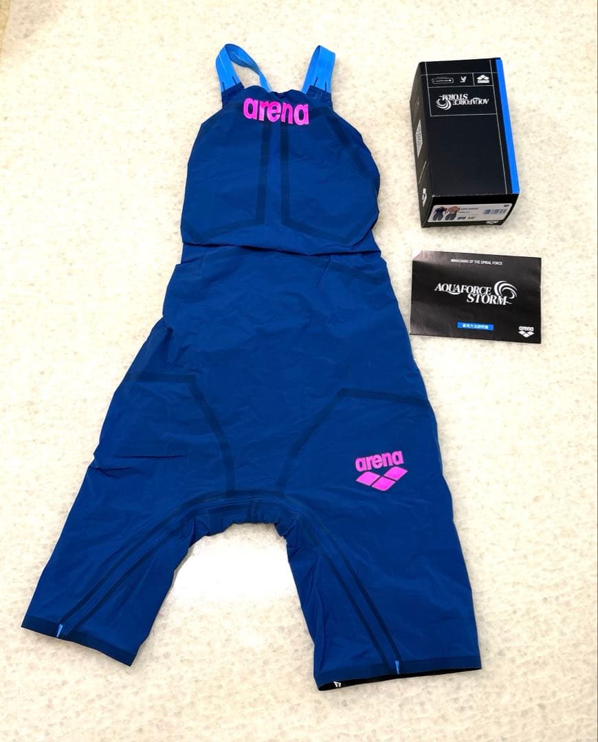 アリーナ　高速水着　競泳水着　アクアフォースストーム　MF L