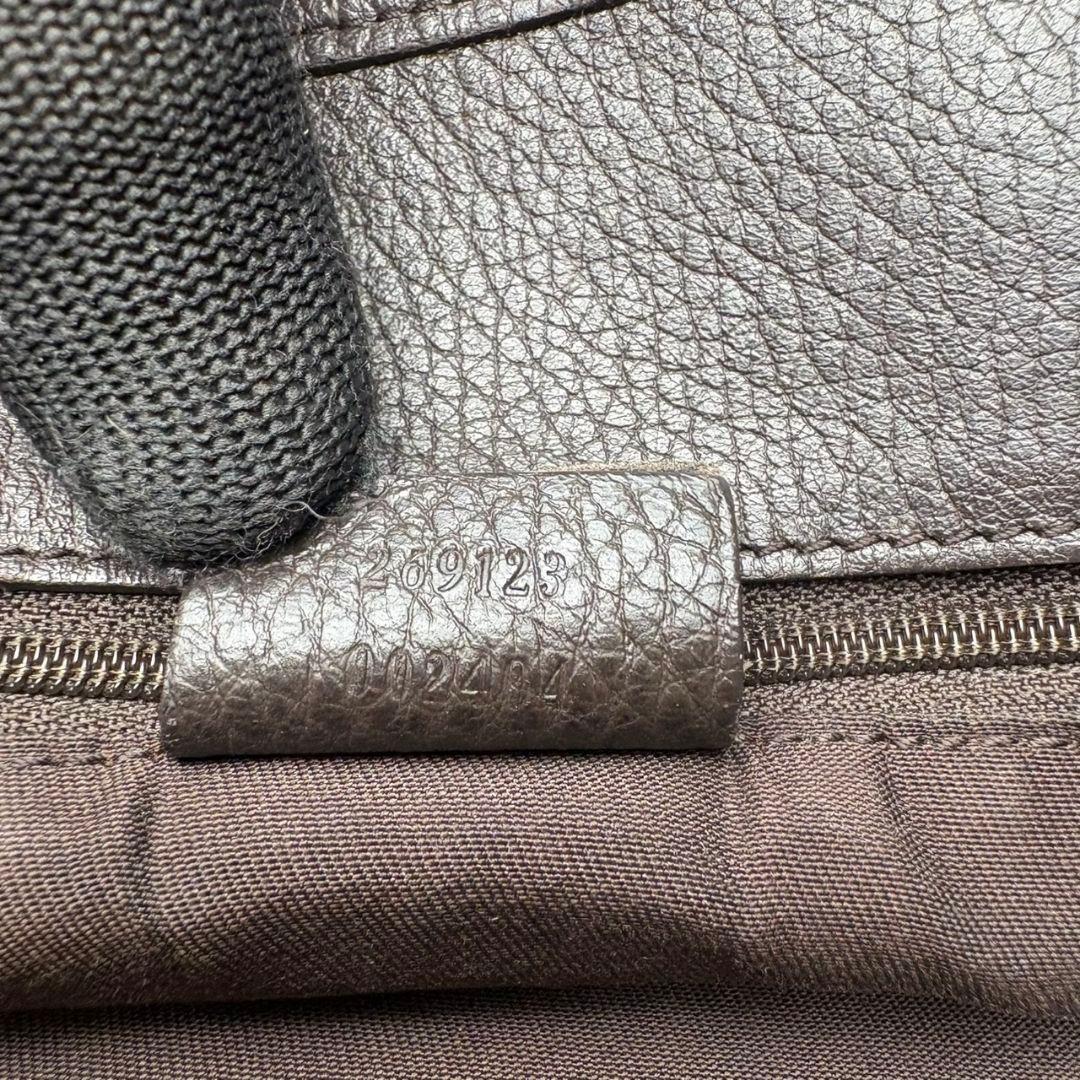 011 極美品 GUCCI ハンドバッグ トートバッグ 肩掛け GG柄