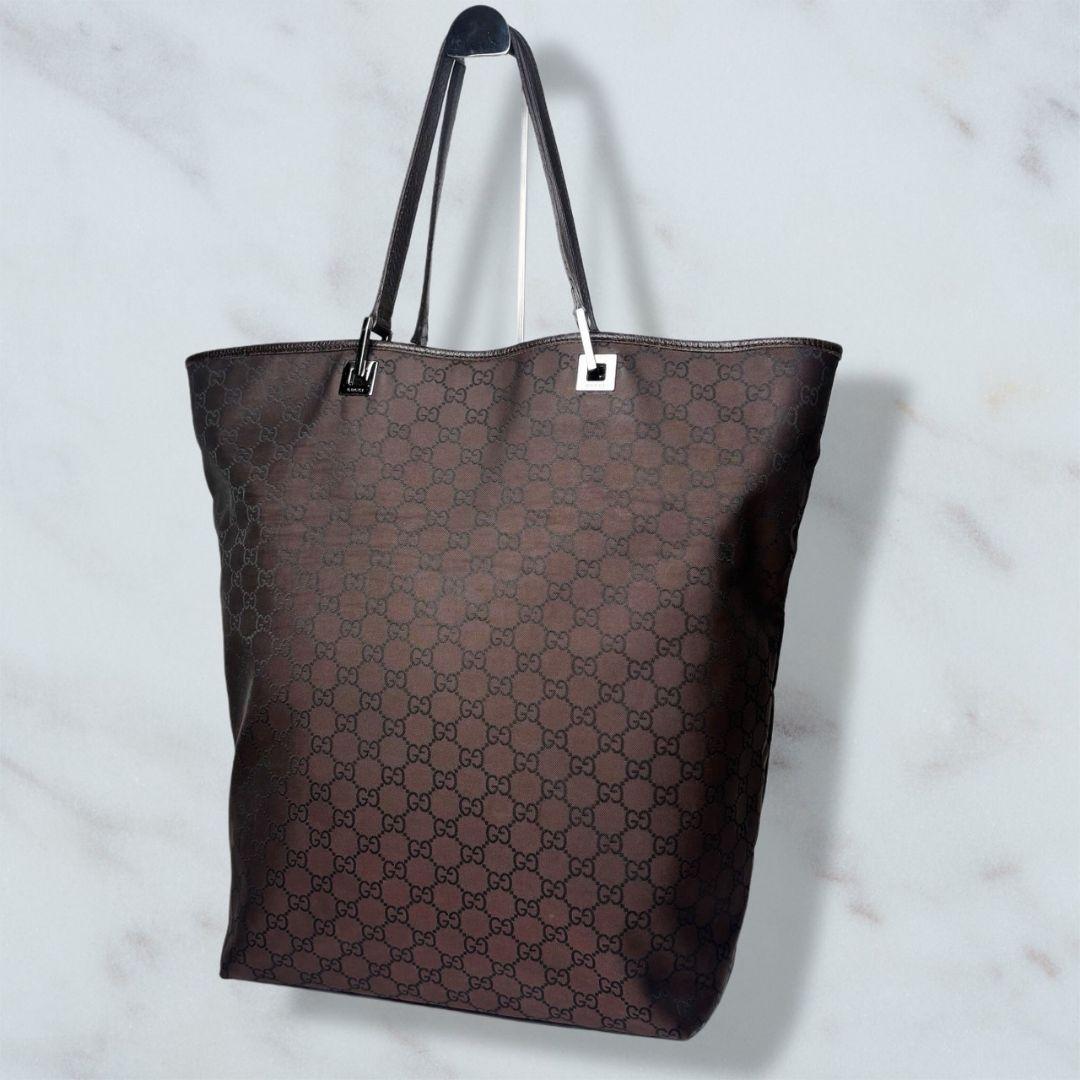 011 極美品 GUCCI ハンドバッグ トートバッグ 肩掛け GG柄