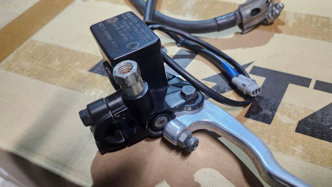 期間限定値下！　WR250X ブレーキキャリパー　ヤマハ YAMAHA