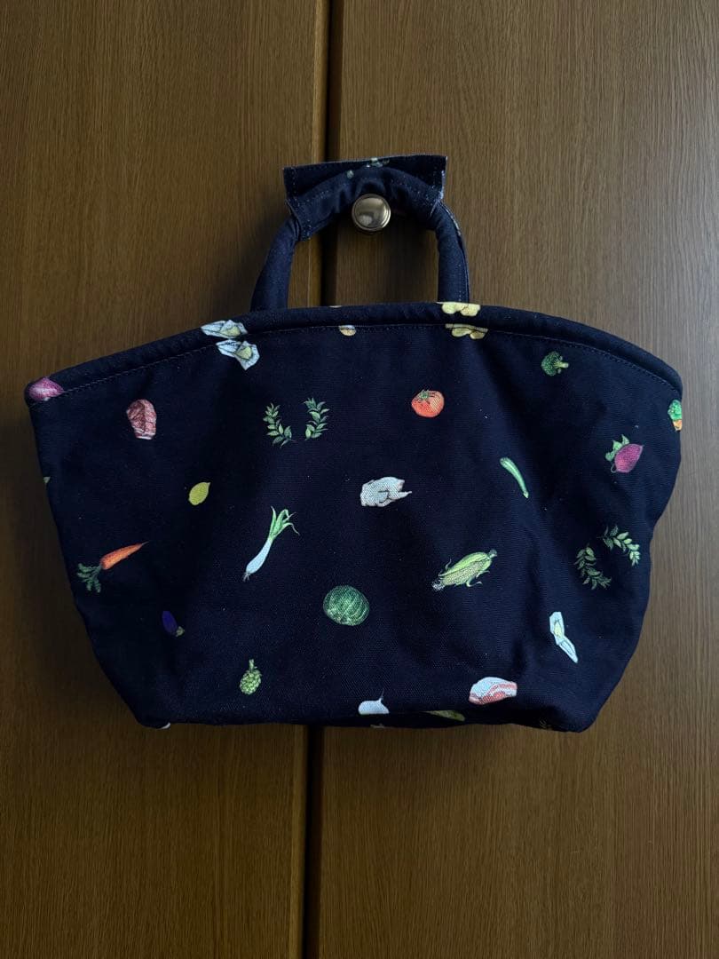 R&D.M.C. 野菜柄トートバッグ ネイビー