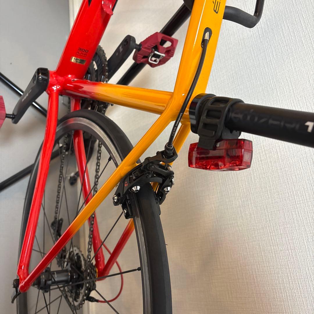 自転車本体 TREK EMONDA ALR4 Shimano105