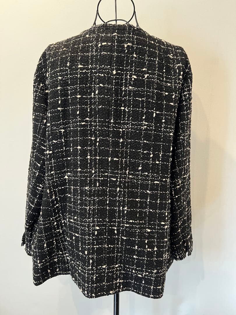 新品未使用　23区　GIOLICA生地　ツイードジャケット　44サイズ