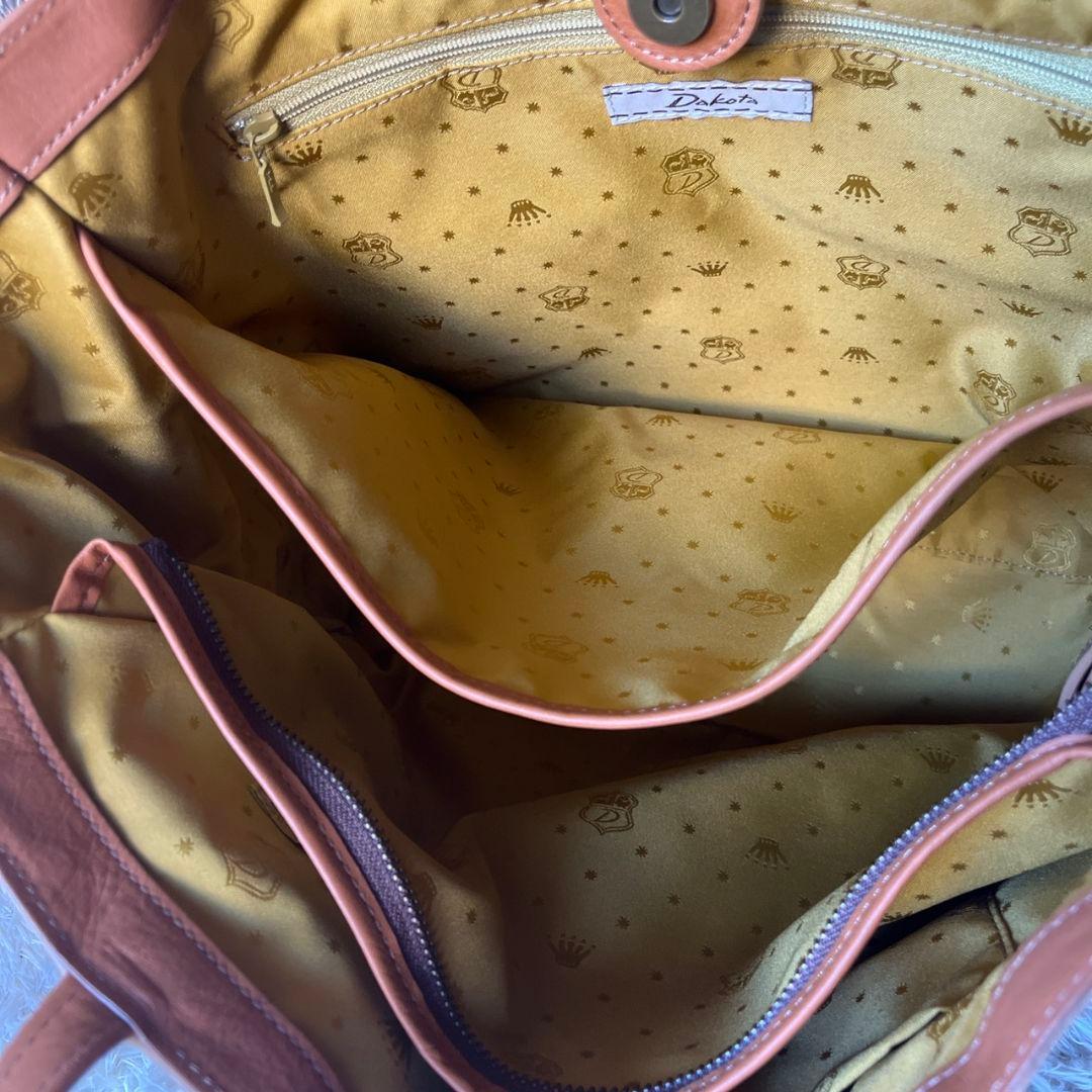 新品未使用　希少　ダコタ　チーザレ　植物図鑑　Dakota　トートバッグ