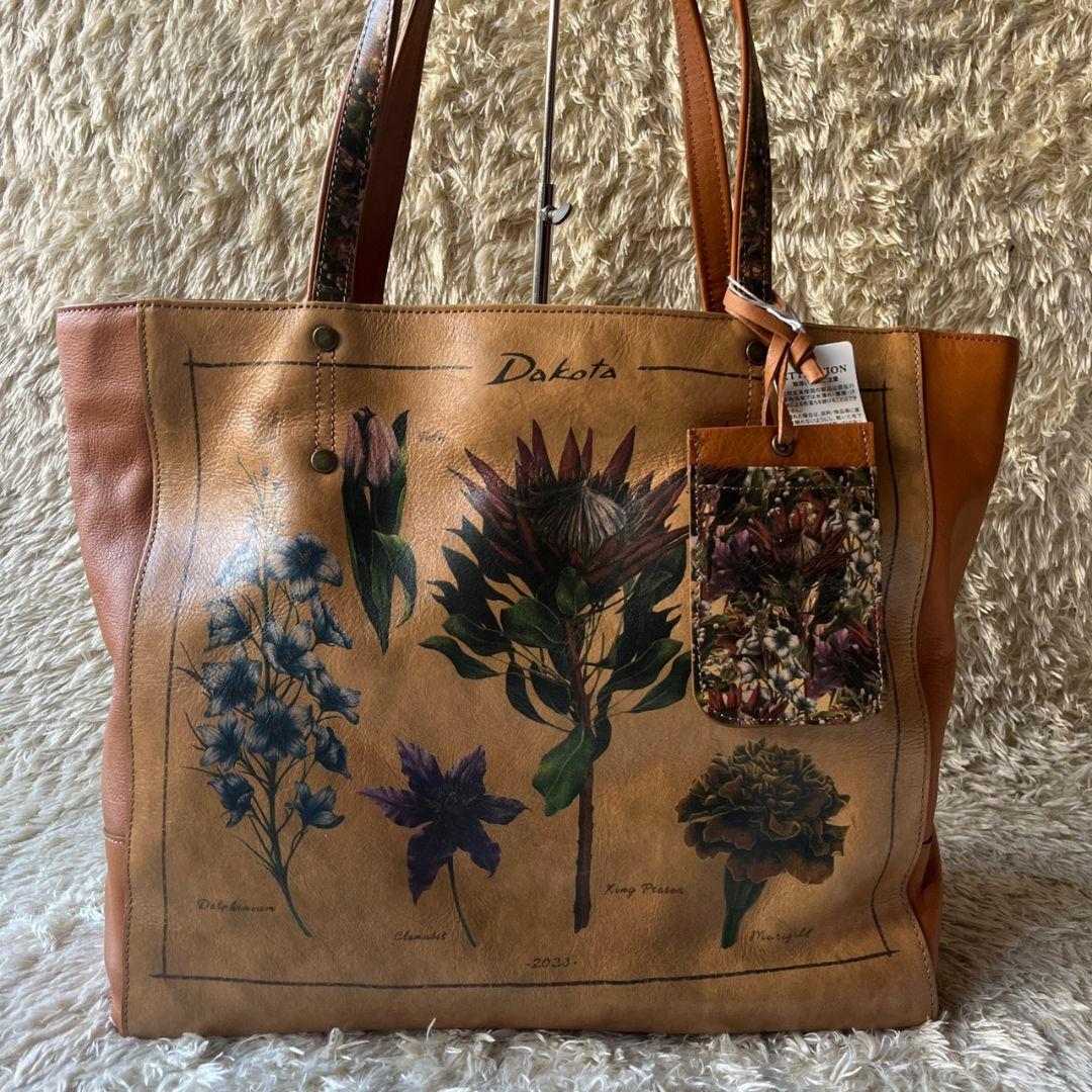 新品未使用　希少　ダコタ　チーザレ　植物図鑑　Dakota　トートバッグ