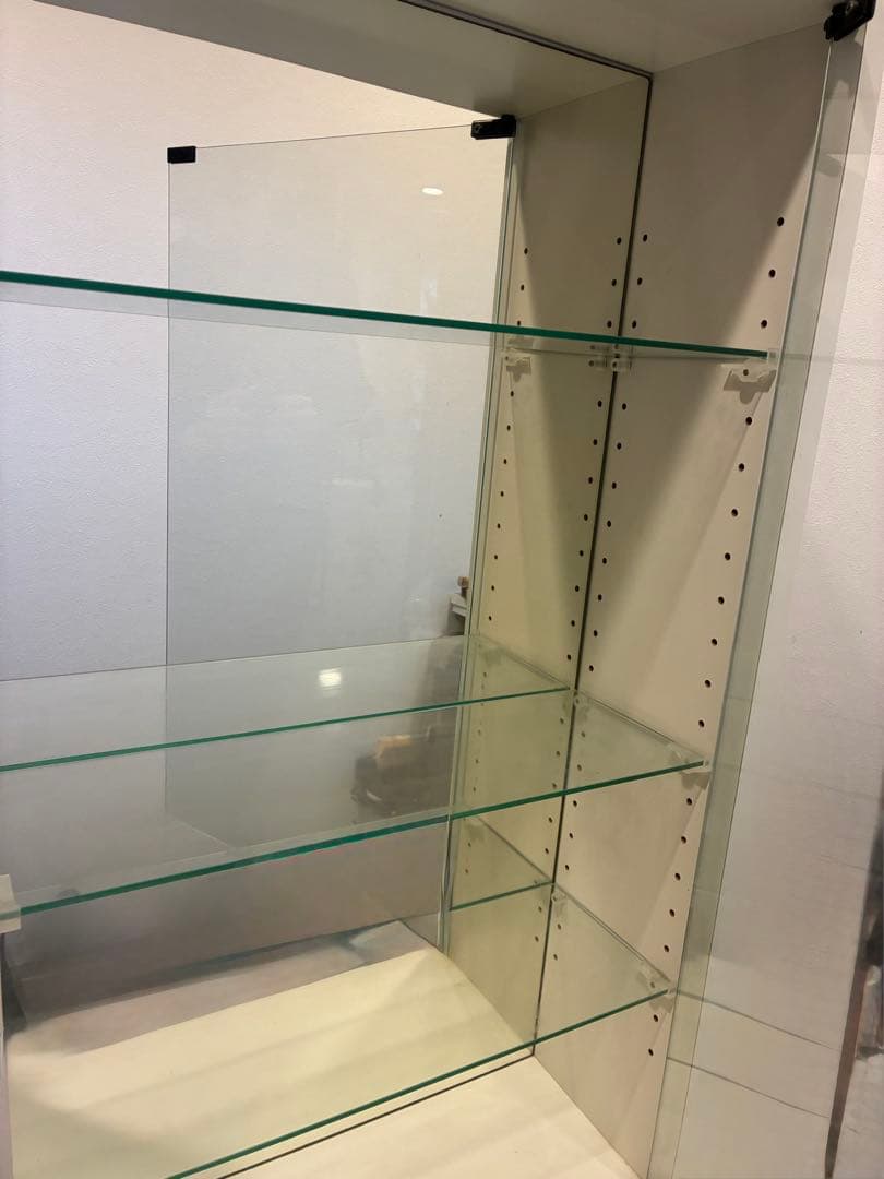 ボ*ブ様 ガラスケース　フィギュア