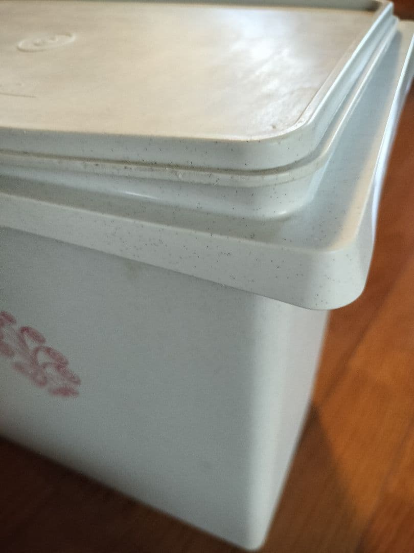 まじくま　タッパーウェア