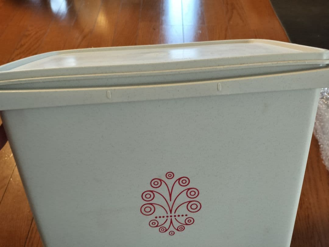 まじくま　タッパーウェア