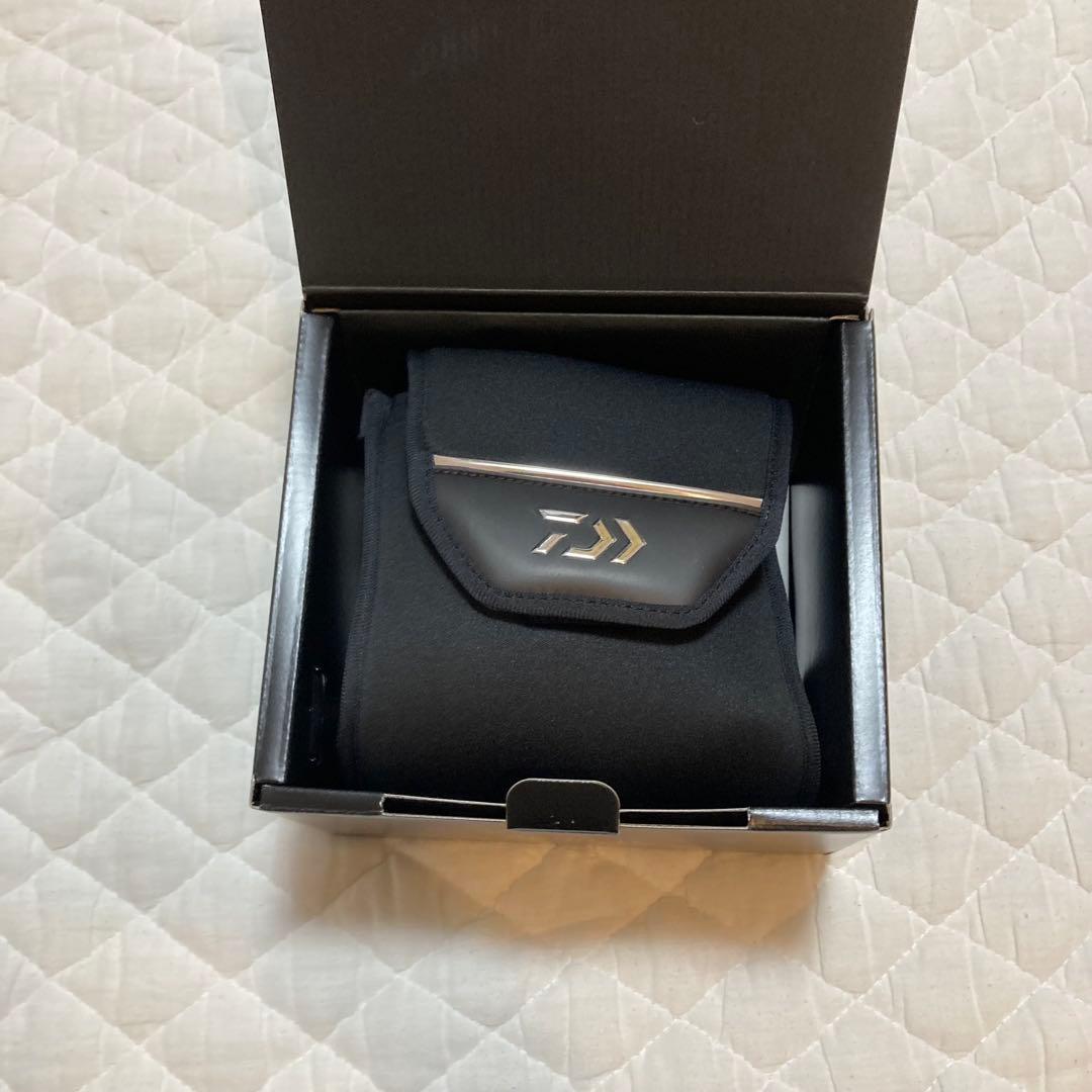 25ソルティガ 8000 25ソルティガ　8000-p ダイワ　PE3号付き