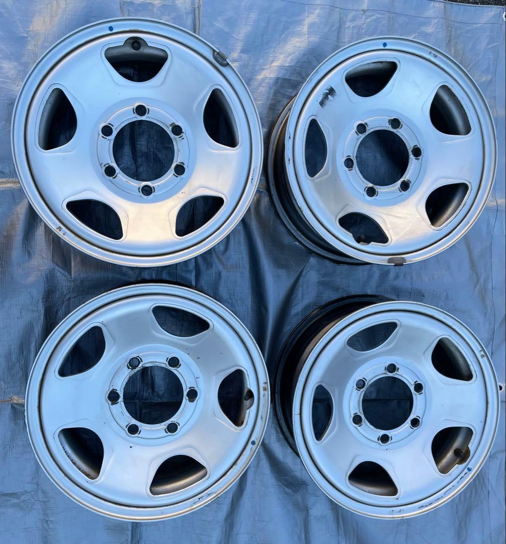 ハイエース　15インチ　スチールホイール