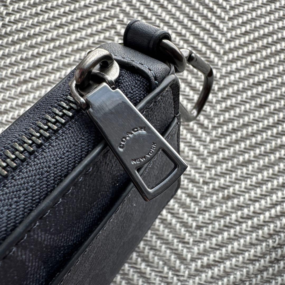 値下げ　COACH コーチ　ダークグレー キーケース カラビナ付き