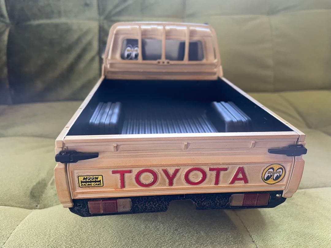 wpl MN82 レイウッドランドクルーザーピックアップ