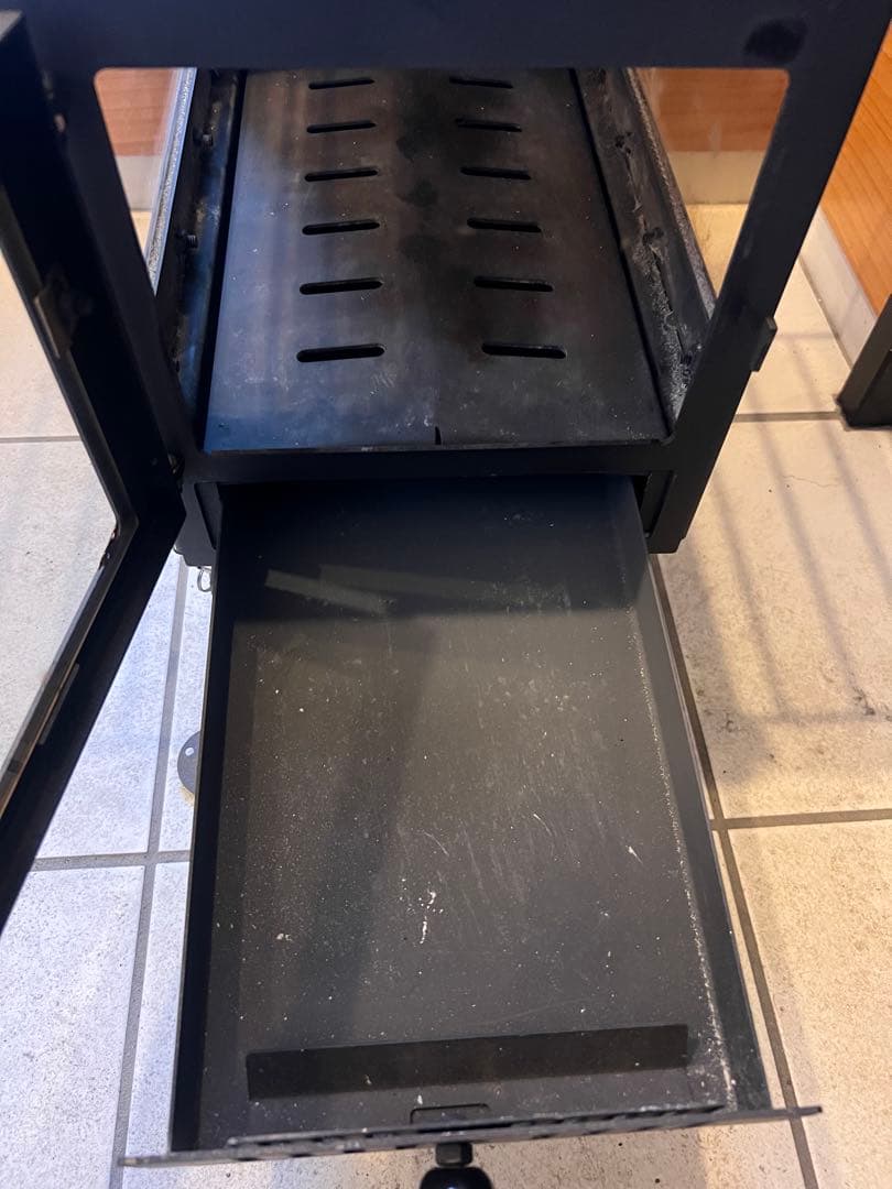 FUTUREFOX 　薪ストーブ　煙突 ダンパー付属 3面ガラス 鉄製