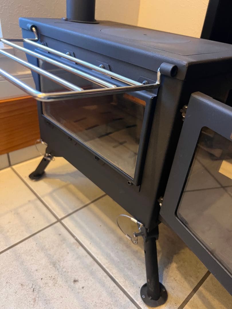 FUTUREFOX 　薪ストーブ　煙突 ダンパー付属 3面ガラス 鉄製