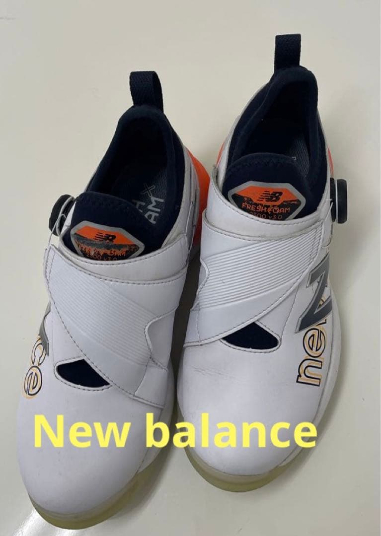 美品♡ ニューバランス　ボアタイプゴルフシューズ　レディサイズ　23.5センチ♪