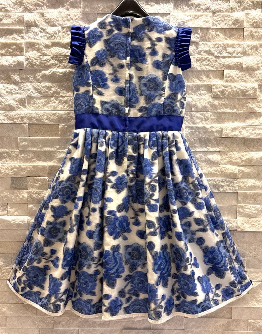 familiar フラワードレス 130サイズ