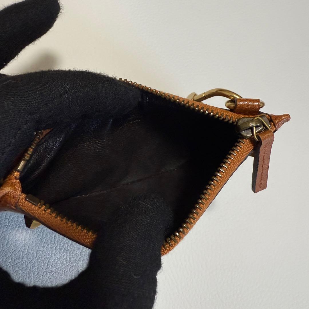 ✨極美品 希少モデル✨ グッチ スタッズ付き チェーン ケース GG柄