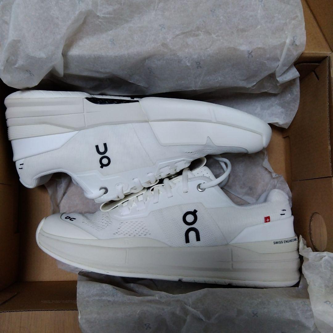 新品onロジャープロ ホワイト２７センチ