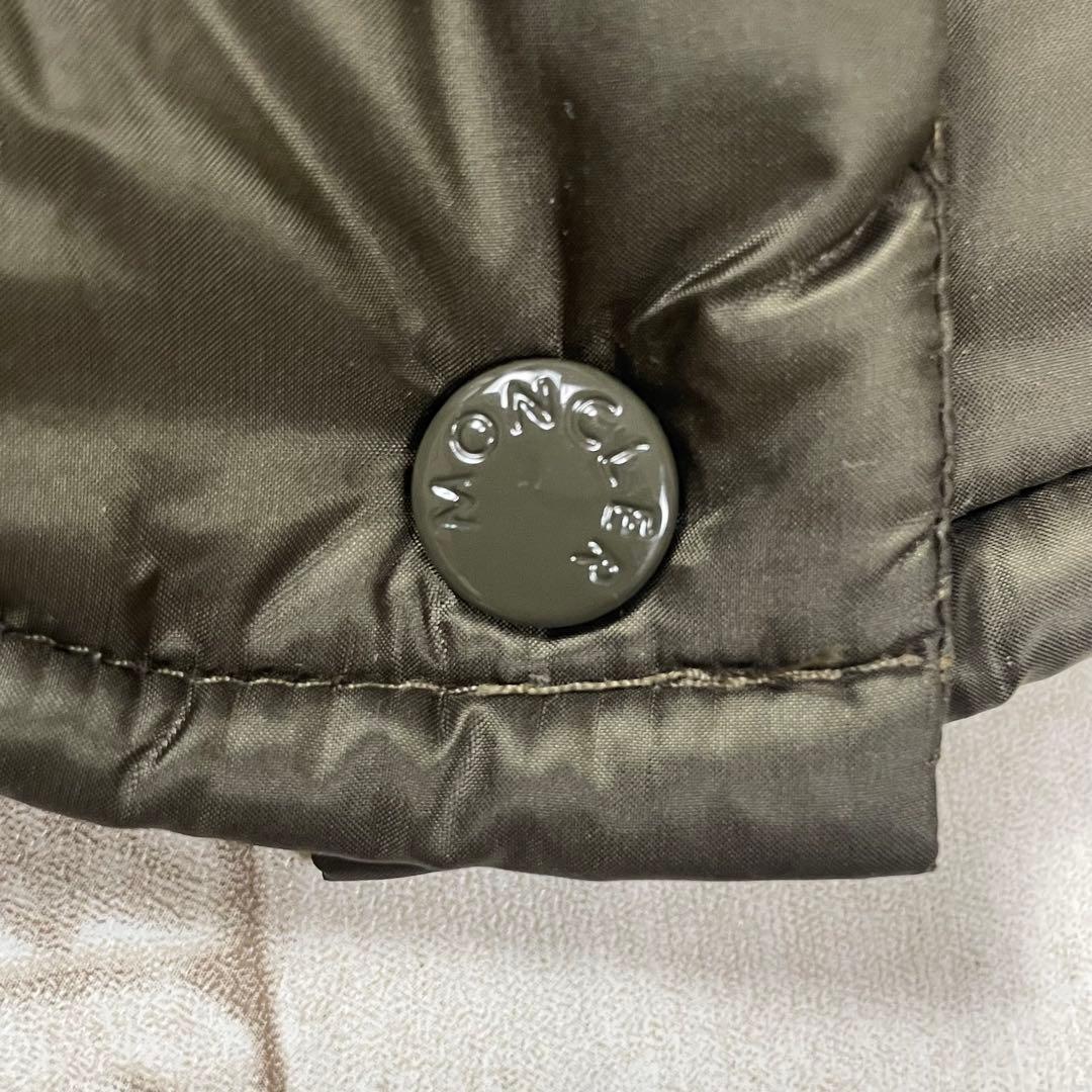 【良品】モンクレール★LIANE　リアンヌ　ダウンベスト　ワッペン　カーキ　1