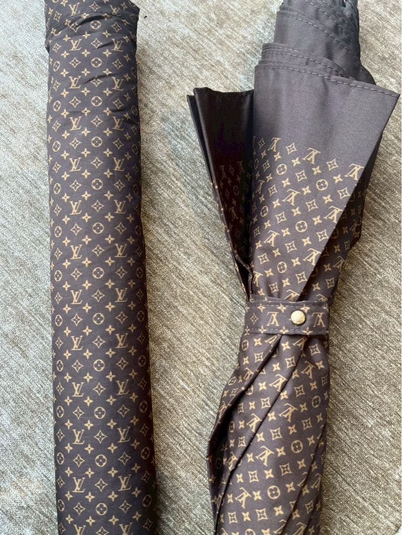 【試し使いのみ】LOUIS VUITTONモノグラム パラプルュイ ジブレ 傘