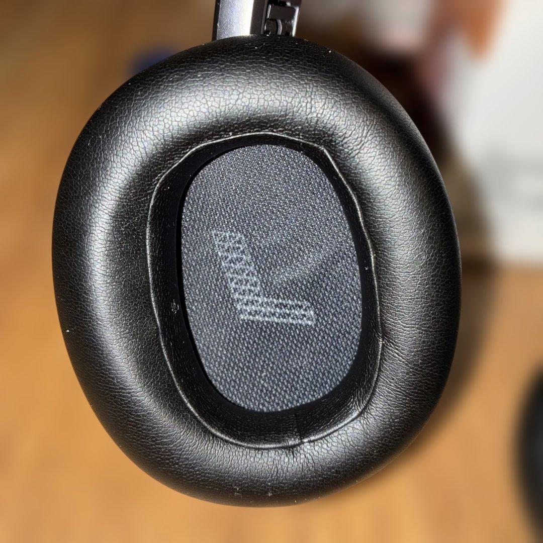 JBL LIVE 770NC ワイヤレスヘッドホン　ブラック