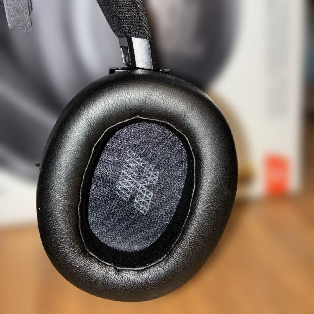 JBL LIVE 770NC ワイヤレスヘッドホン　ブラック