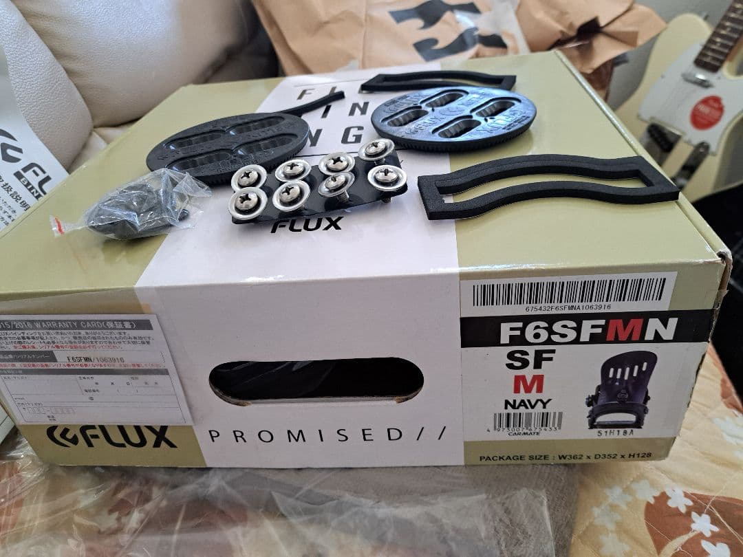 美品　YONEXSmooth158 　FLUX SR M