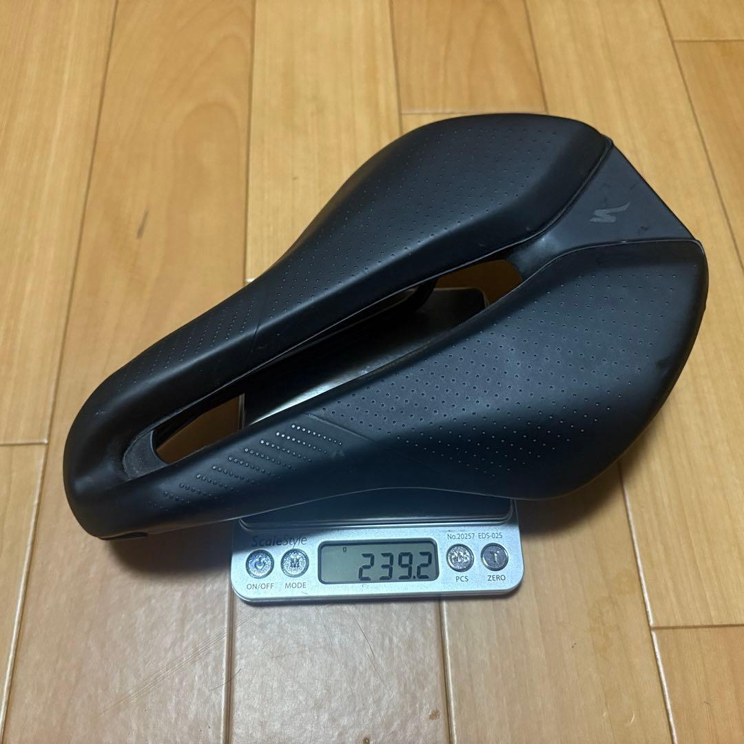 specializedシテロ サドル