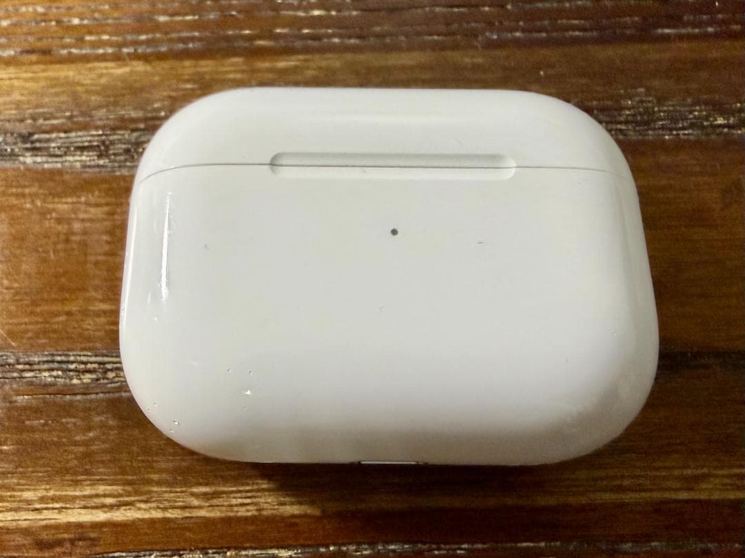 AirPods Pro 第2世代 Lightning ケース傷あり