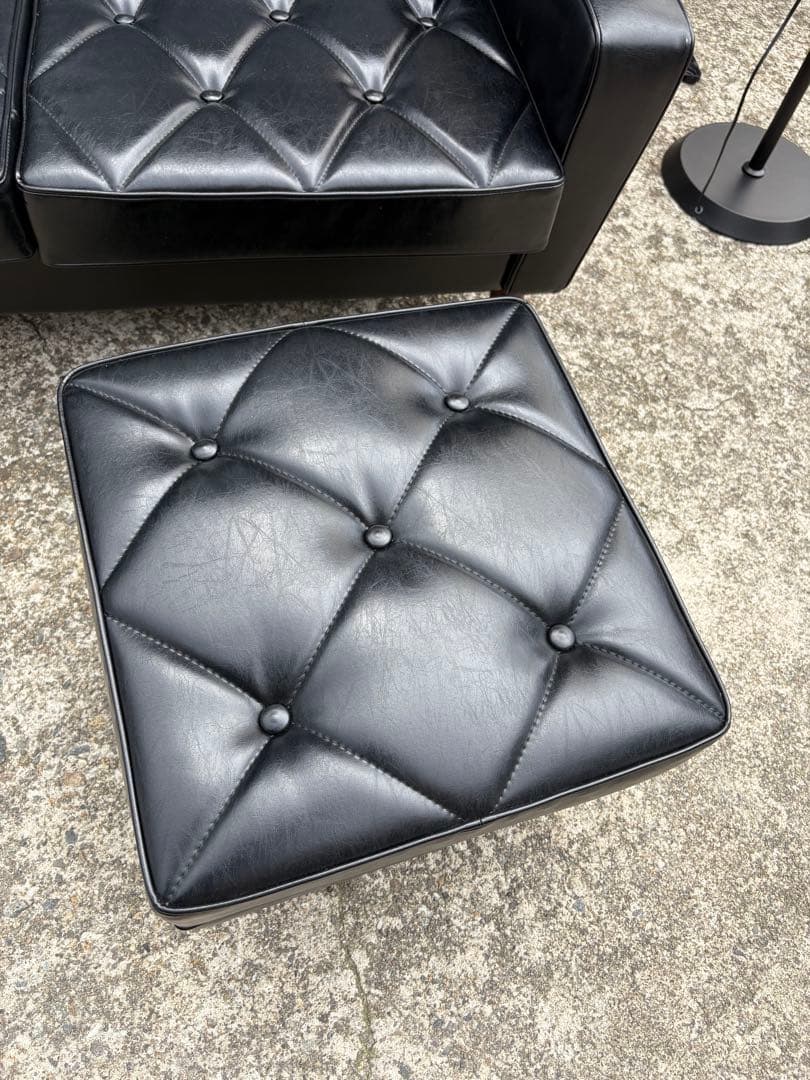 カリモク家具 カリモク60 ロビーチェア ソファ 3人掛け 革張り オットマン付