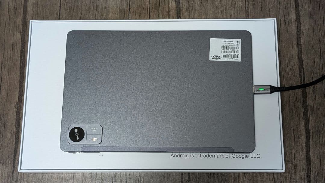 【ほぼ未使用】Androidタブレット