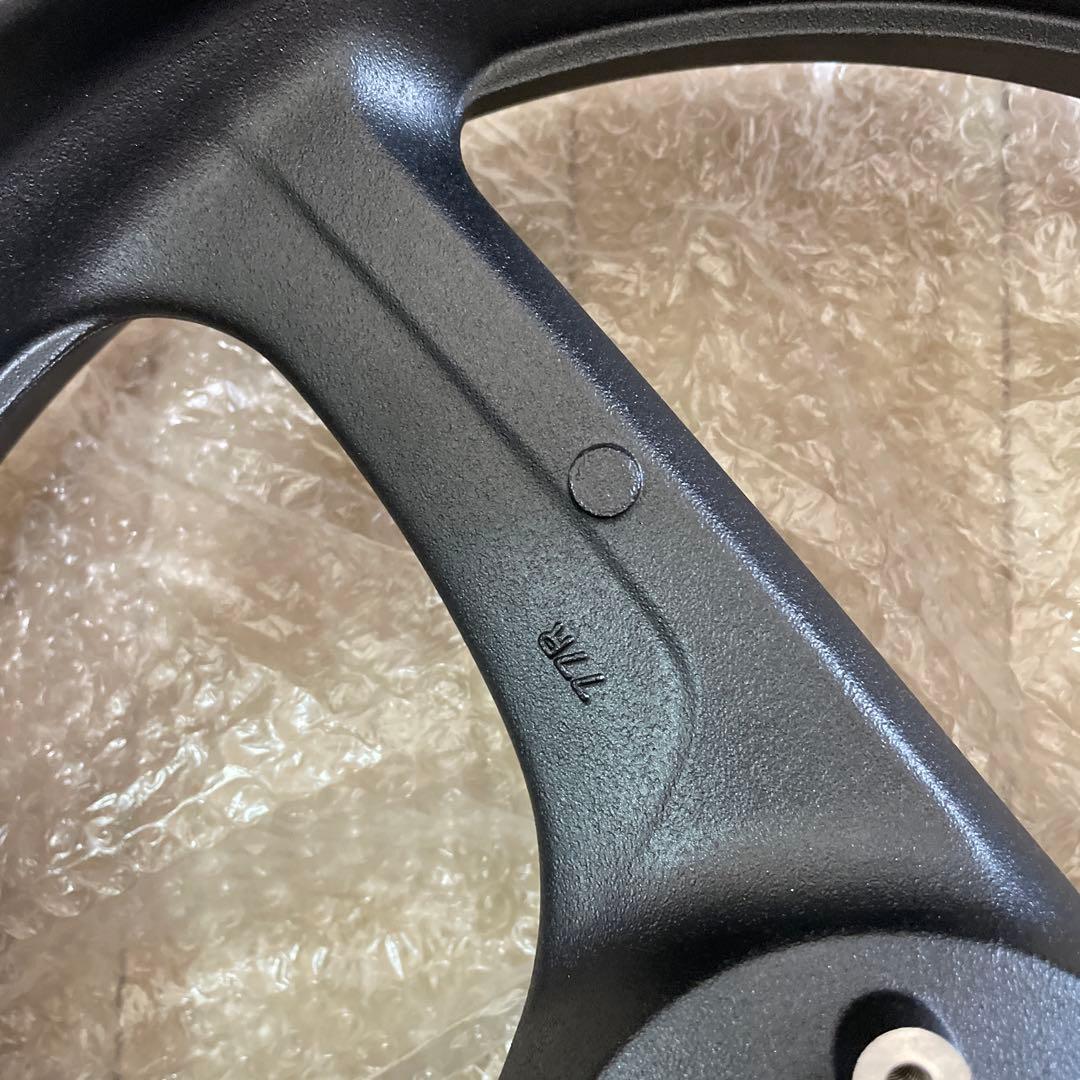 cb400sf用　新品 フロントホイール NC39 NC42