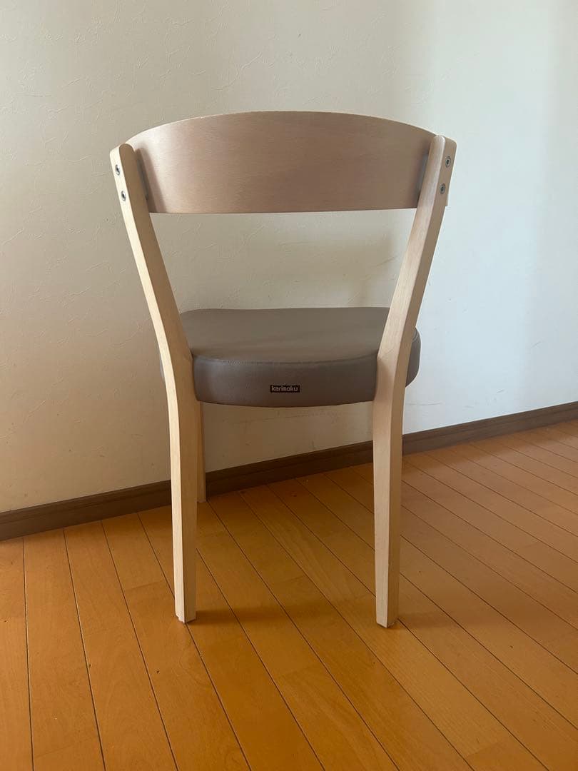 [送料無料]カリモクダイニングチェア