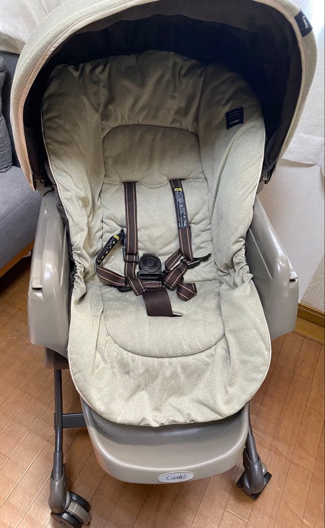 コンビ ホワイトレーベル ハイローチェアー ネムリラ オートスウィング