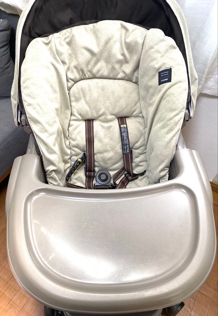 コンビ ホワイトレーベル ハイローチェアー ネムリラ オートスウィング