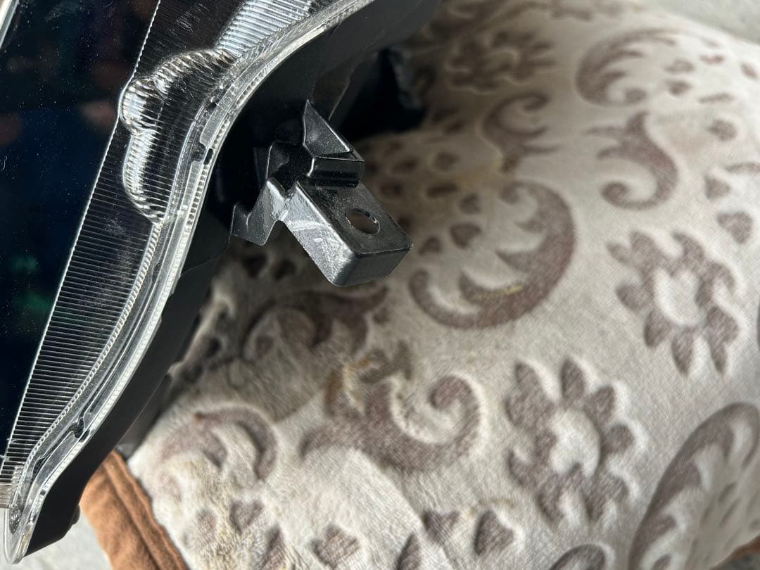 デイズルークス　B21A ヘッドライト右