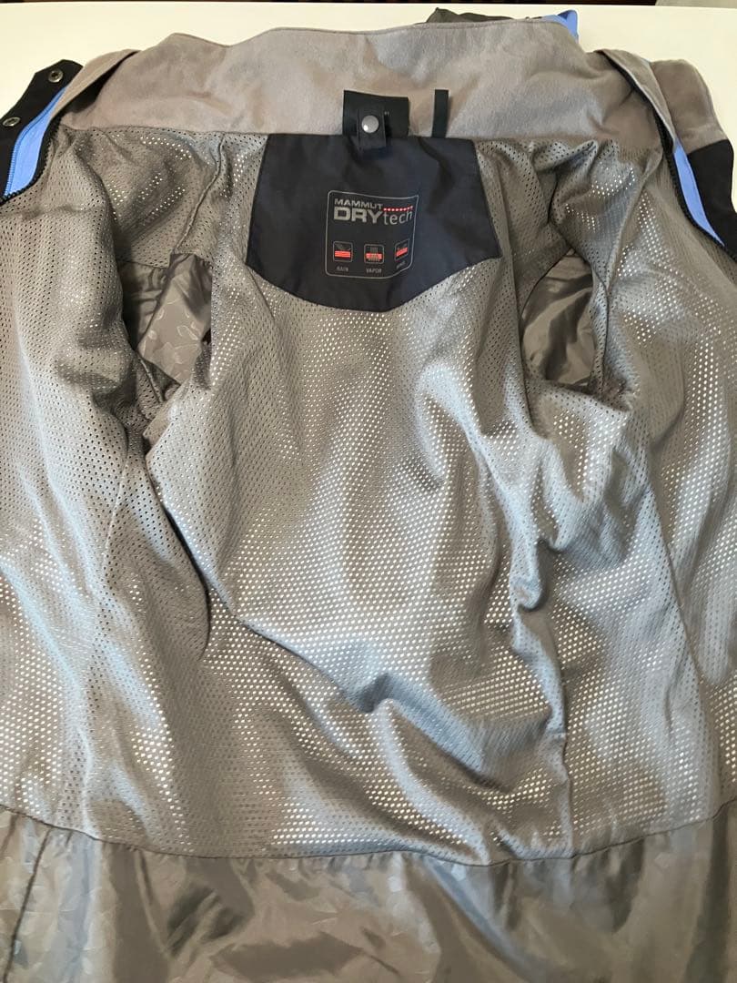 マムート DRYTECH フード付きジャケット