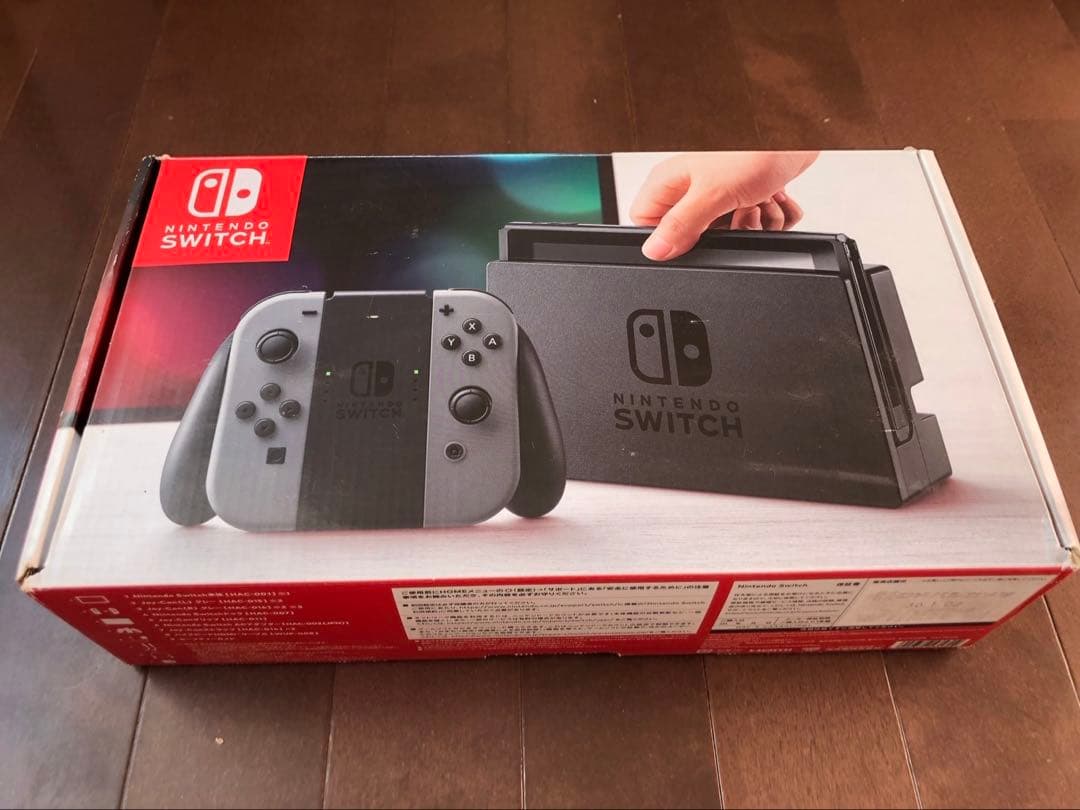 任天堂　Switch 本体
